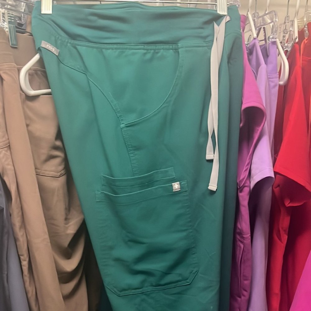 FIGS Kade Cargo Scrub Pants